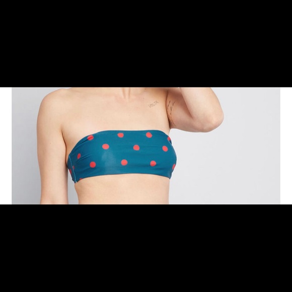 NWOT ModCloth Shirley polka dot bikini top - Picture 3 of 9